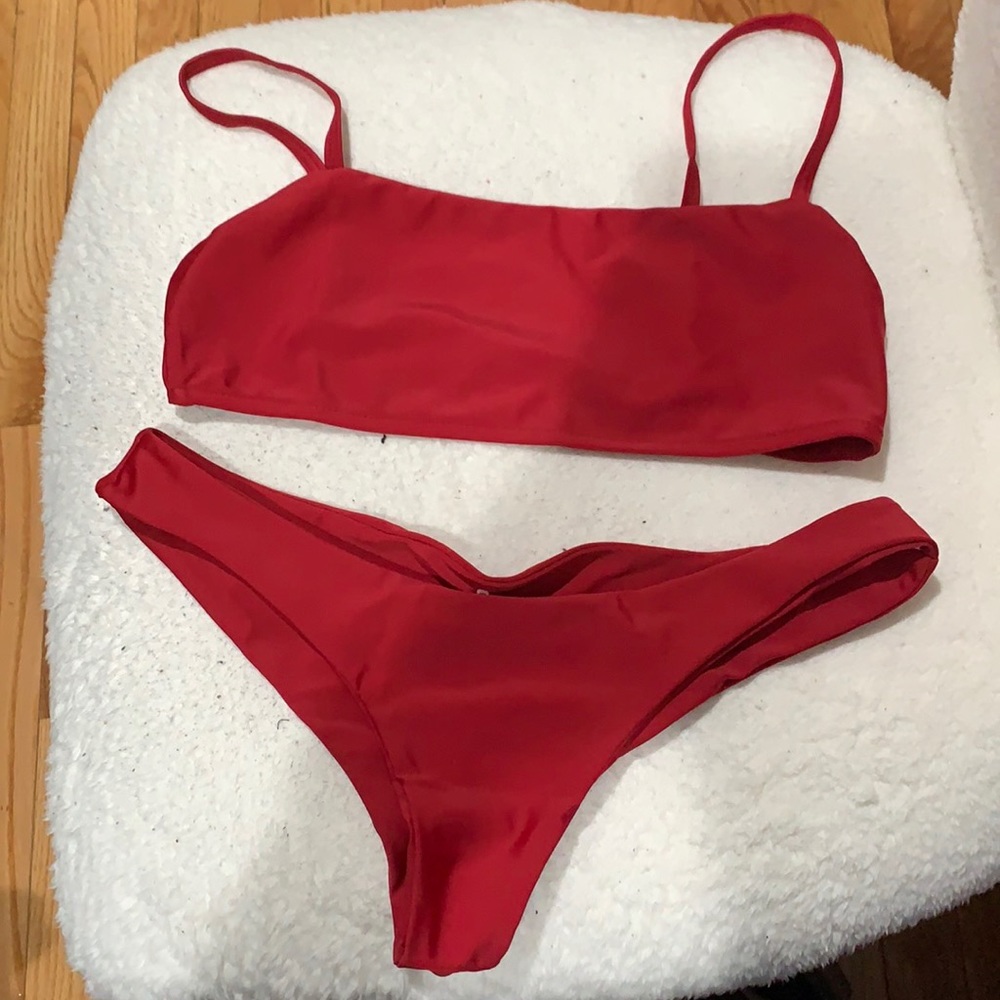 *NWOT* Burgundy red thong bikini set